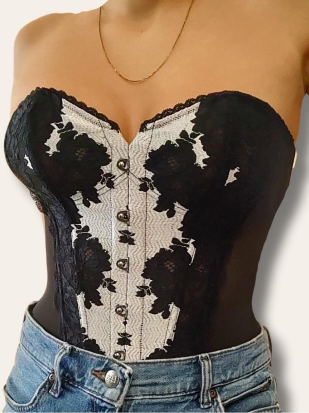 Victoria's Secret black and ivory lace corset top with eyelet front hooks - Picture 2 of 8
